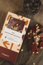 Фото 2 №10 - Молочный шоколад с клубникой и кедровым орехом 90 грамм