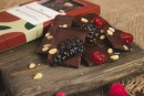 Фото 2 № 5 - Тёмный шоколад с сосновыми шишками, вишней и кедровым орехом 90 грамм
